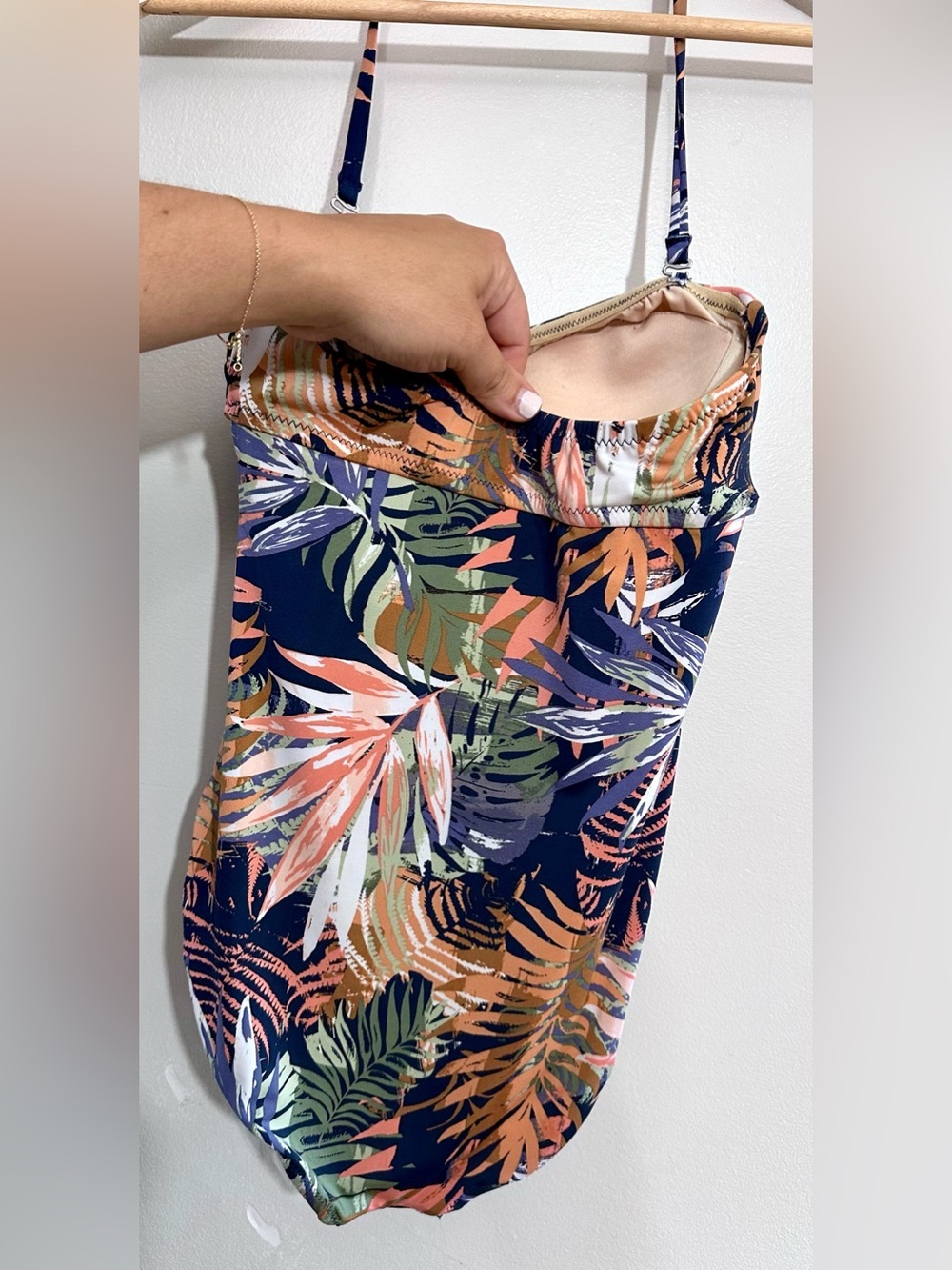 Garnet Hill Ruched Bandeau One-Piece Swimsuit Size 2 - Picture 10 of 12